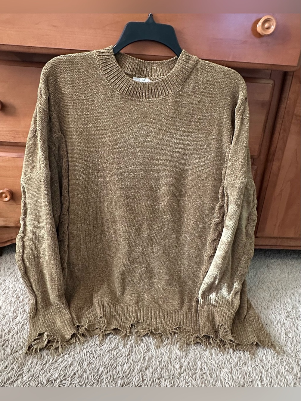 EASEL CHENILLE FRINGE SWEATER